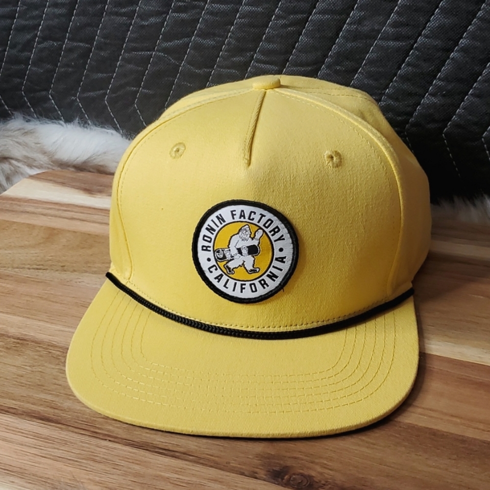 Ronin Factory Snowboard Squatch Yellow mens adjustable snap back hat nwot